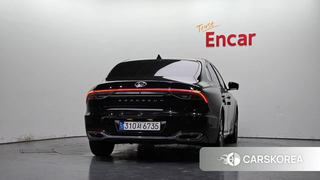 Hyundai The New Grandeur IG id 4618994 из Кореи 25