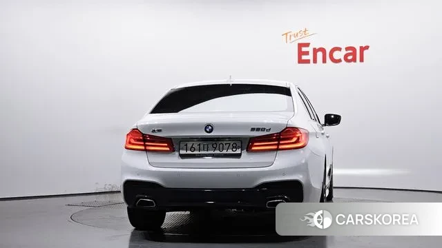 BMW 5 Series (G30) id 3445147 из Кореи 14