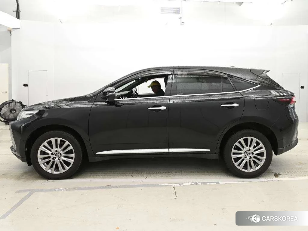 Toyota Harrier 2019 из Японии, фото 4