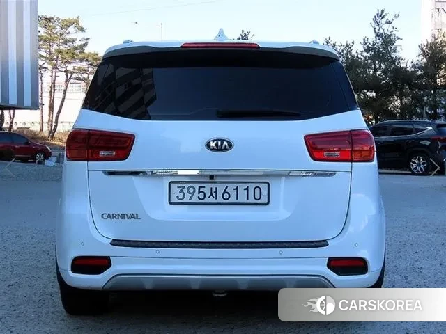Kia The New Carnival id 3709215 из Кореи 14