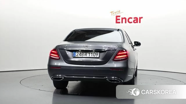 Mercedes-Benz E-Class W213 id 4232650 из Кореи 26