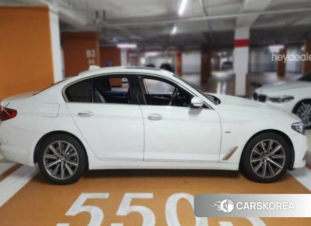 BMW 5 Series (G30) id 4914513 из Кореи 13