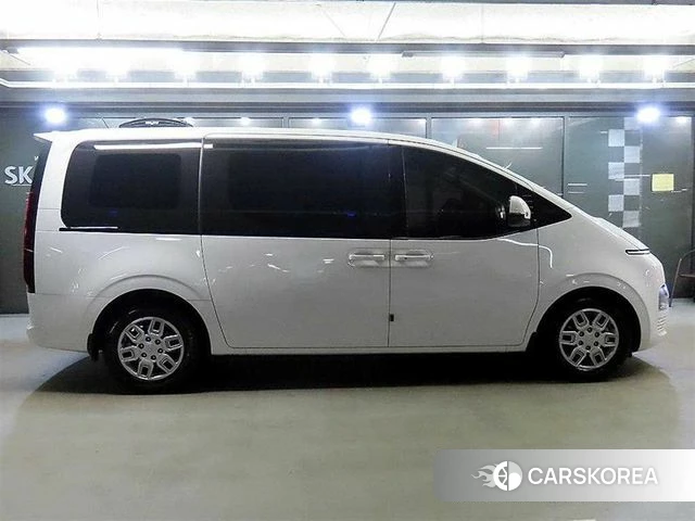 Hyundai Staria id 4401000 из Кореи 14