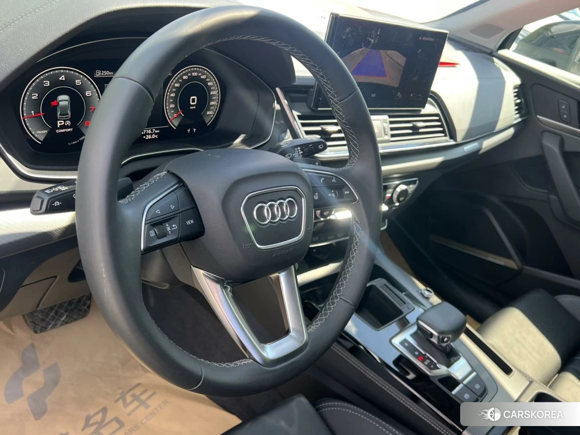 Audi Q5L id 4461464 из Китая 21