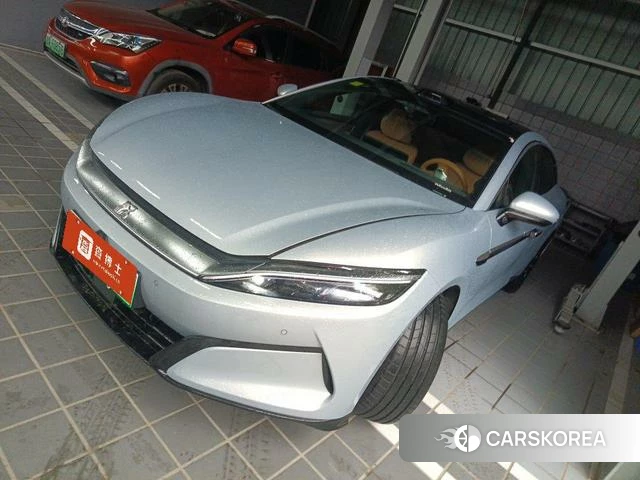 BYD Han L EV 2025 Серебристо-серый из Китая, фото 4