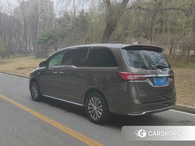 Buick GL8 id 3901823 из Китая 21