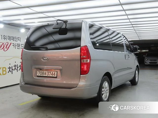 Hyundai Grand Starex id 4521067 из Кореи 14