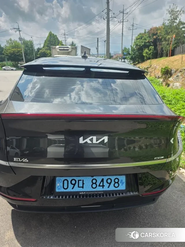 Kia EV6 2023 Серый из Кореи, фото 4