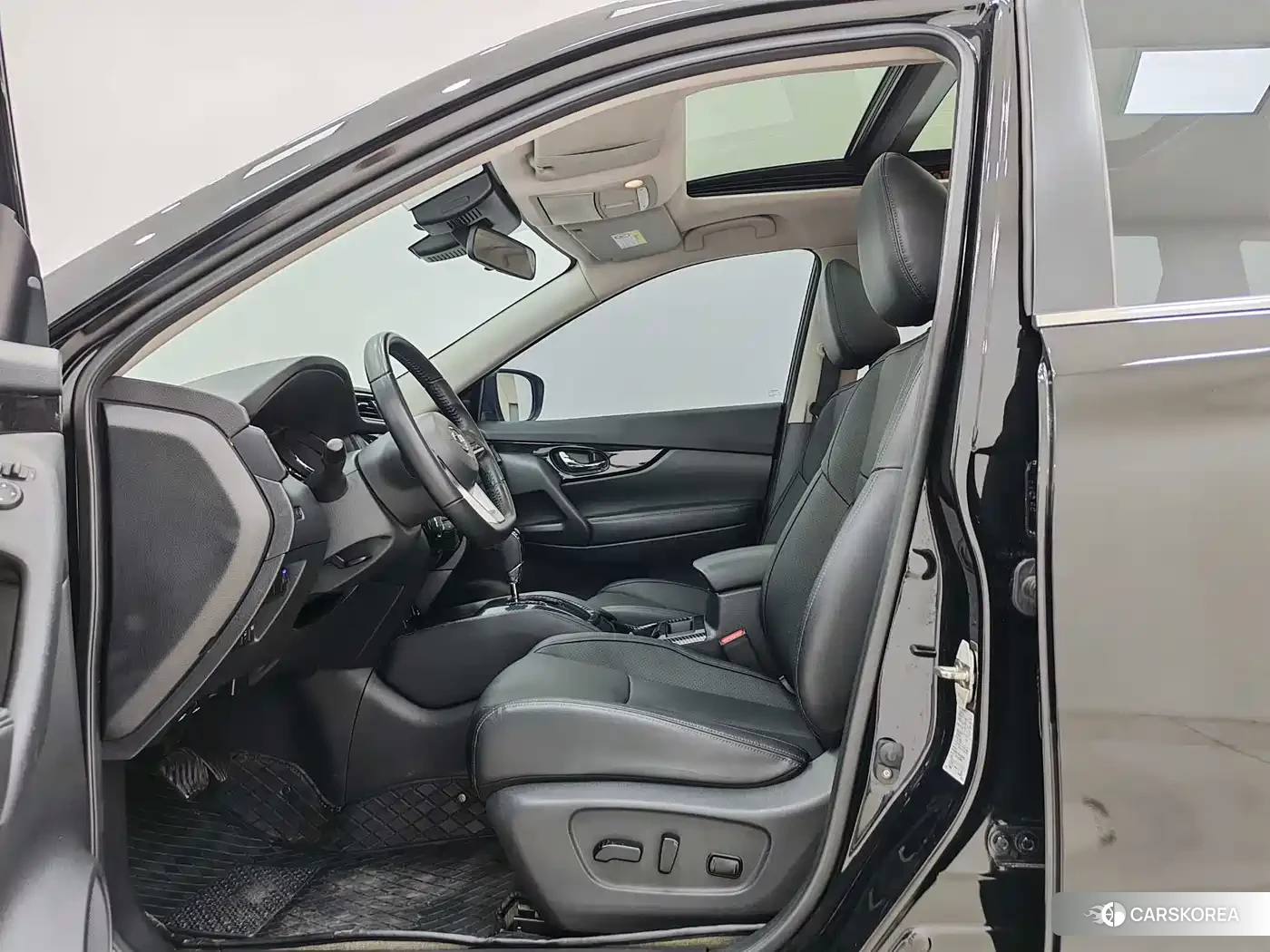 Nissan Qijun id 4515558 из Китая 12