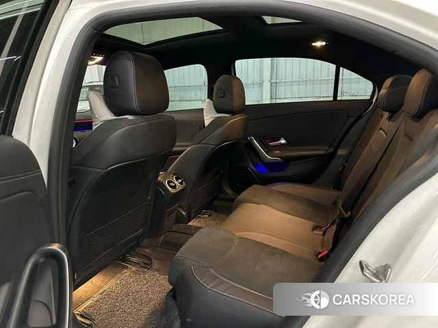 Mercedes-Benz Class A 2022 Белый из Китая, фото 4