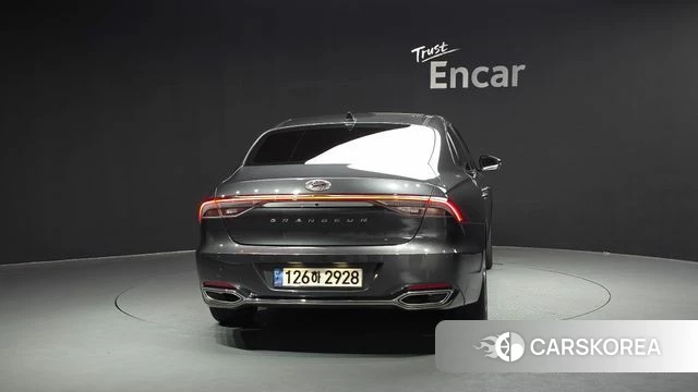Hyundai The New Grandeur IG id 4409625 из Кореи 14