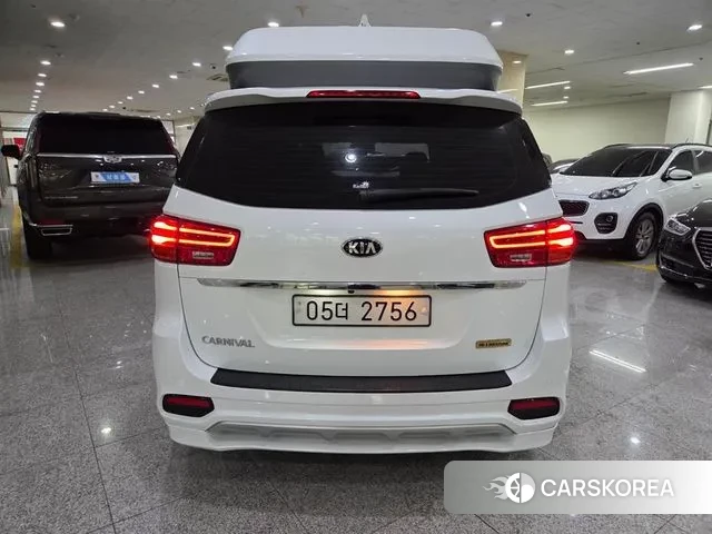 Kia The New Carnival id 3339421 из Кореи 14