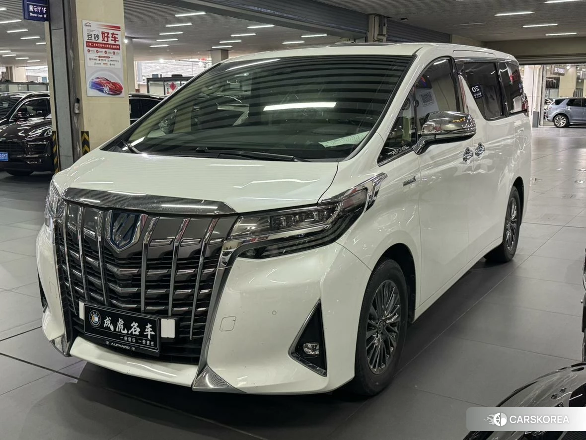 Toyota Elfa 2021 Белый из Китая, фото 4