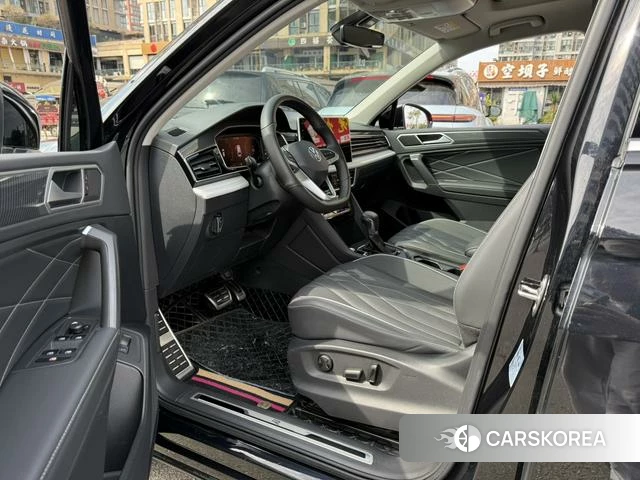 Volkswagen Tiguan L 2024 Черный из Китая, фото 4