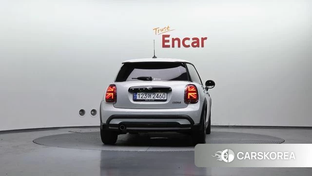 Mini Cooper id 3806321 из Кореи 14