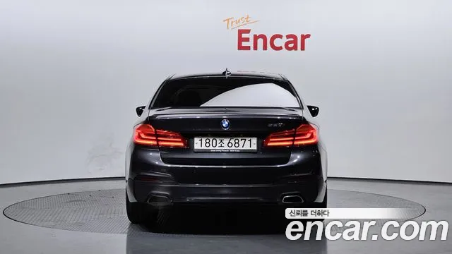 BMW 5 Series (G30) id 2572319 из Кореи 14