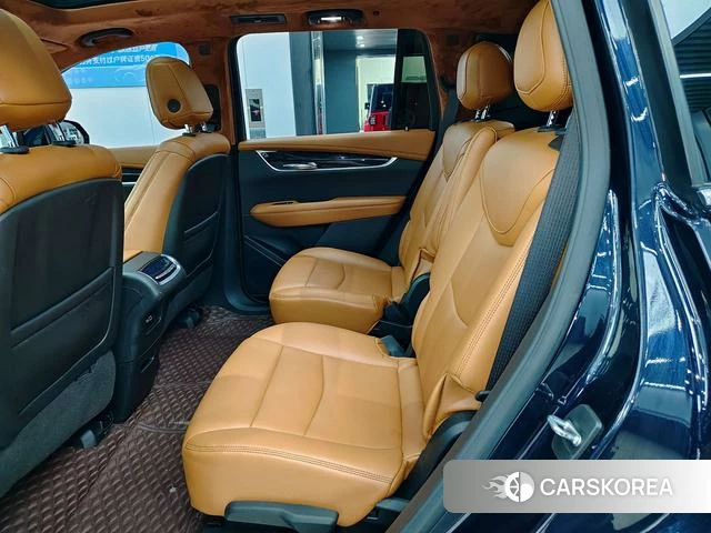 Cadillac XT6 2021 Черный из Китая, фото 4