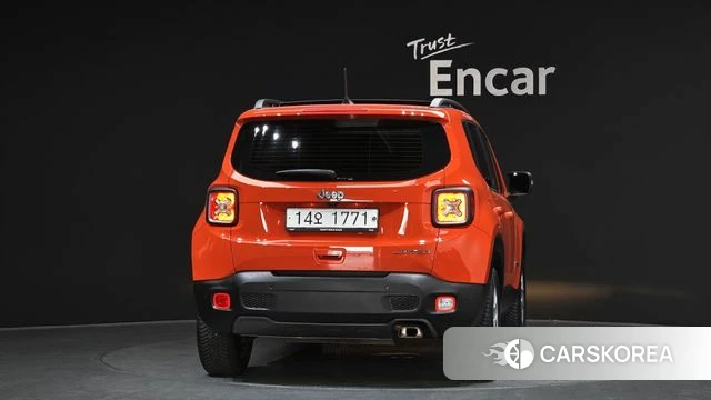 Jeep Renegade id 3885979 из Кореи 14