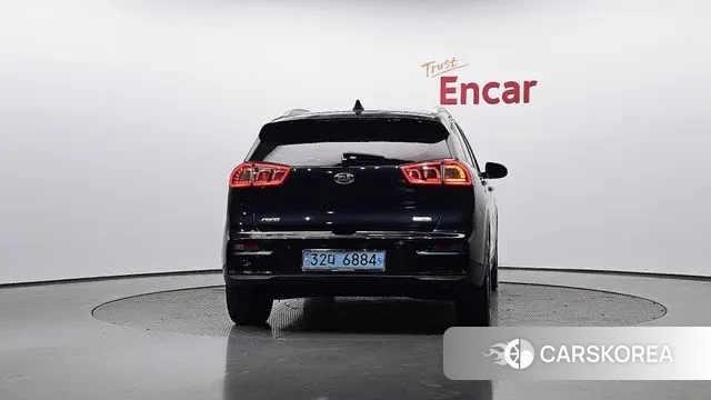 Kia Niro EV id 3484799 из Кореи 14