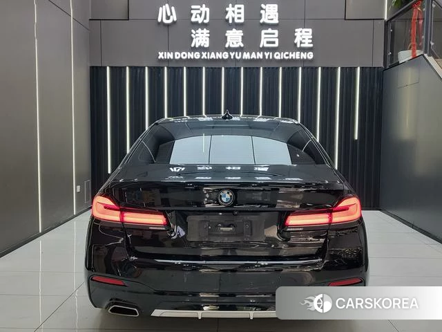 BMW 5 series 2021 Черный из Китая, фото 4