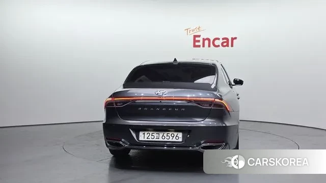 Hyundai The New Grandeur IG id 3690601 из Кореи 14