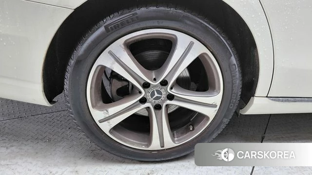 Mercedes-Benz E-Class W213 id 4568196 из Кореи 26