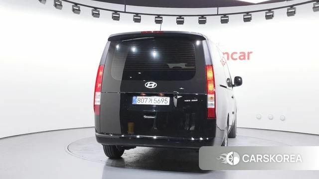 Hyundai Staria id 4291867 из Кореи 14