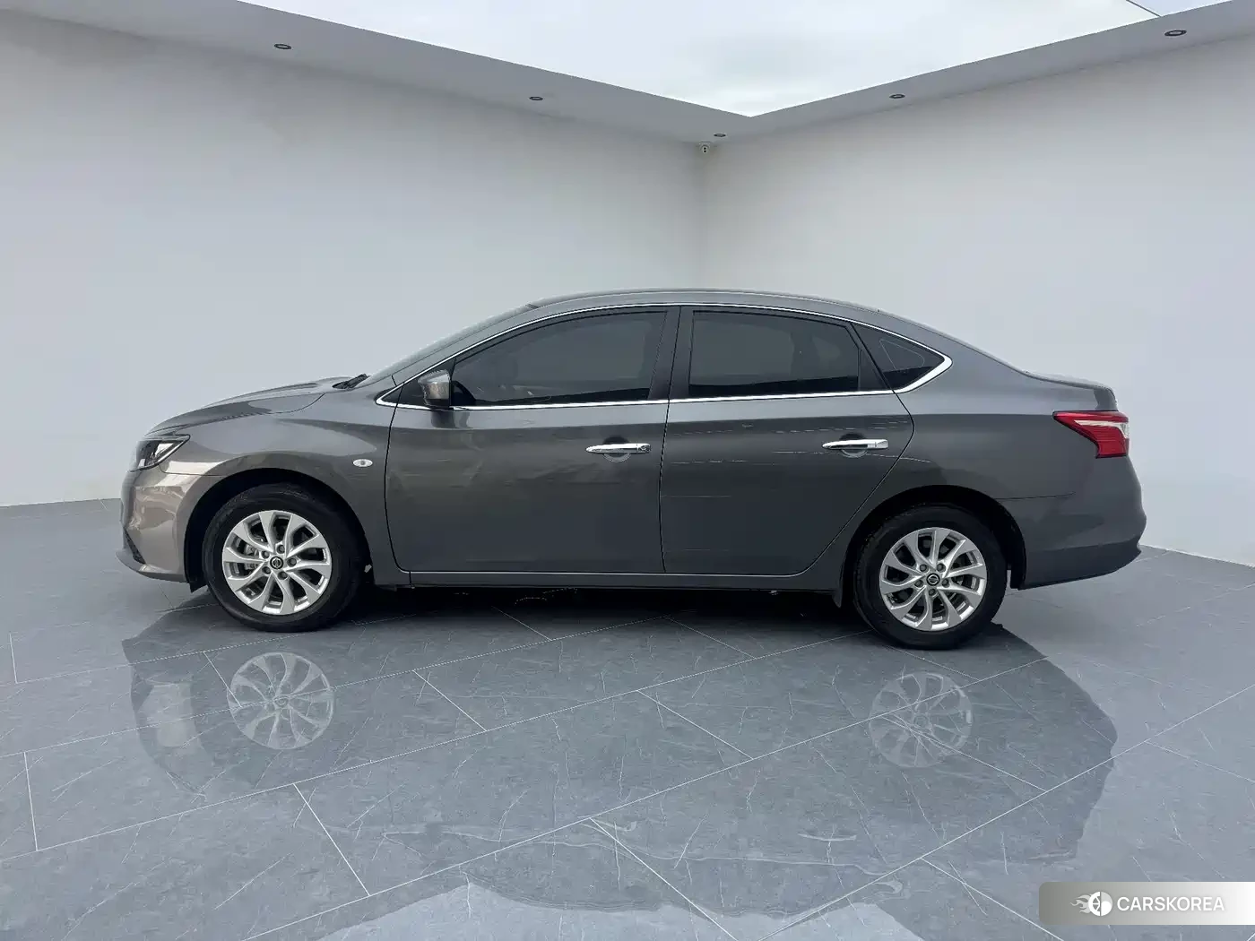 Nissan Sylphy id 4654620 из Китая 12