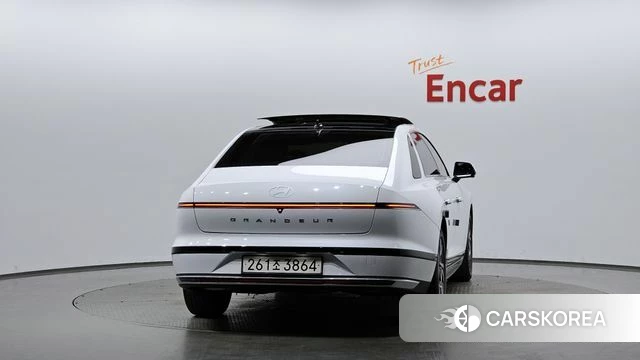Hyundai Grandeur Hybrid (GN7) id 4695841 из Кореи 32