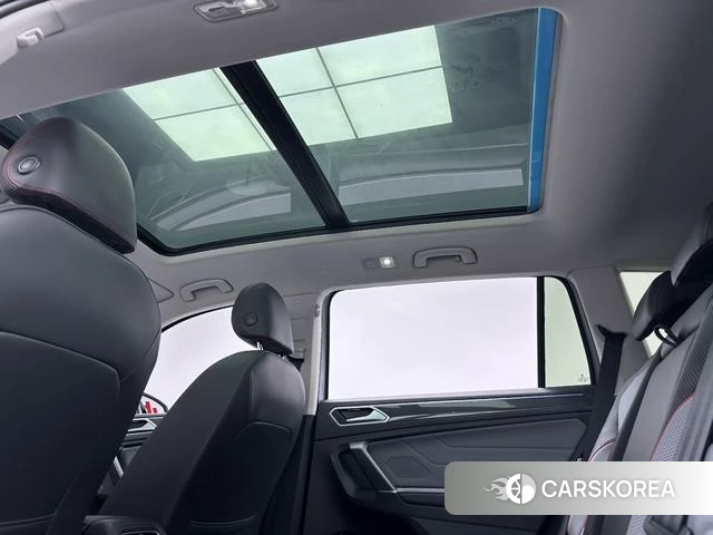 Volkswagen Tiguan L id 4278429 из Китая 18