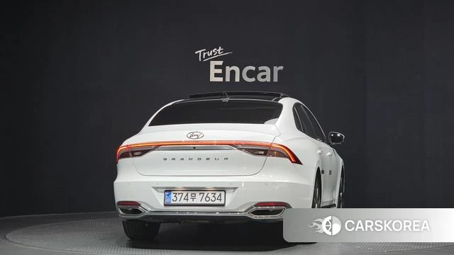 Hyundai The New Grandeur IG id 4292951 из Кореи 27