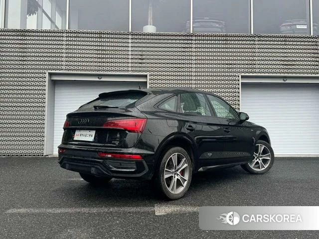Audi Q5L Sportback id 4260207 из Китая 10