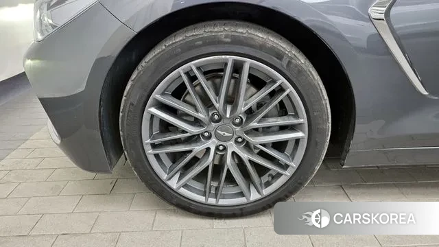 Genesis G70 id 3698954 из Кореи 14