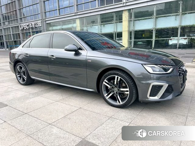 Audi A4L 2022 Темно-серый из Китая, фото 4