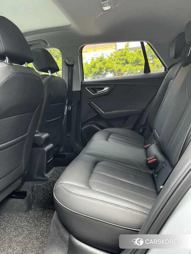 Audi Q2L id 4259405 из Китая 16