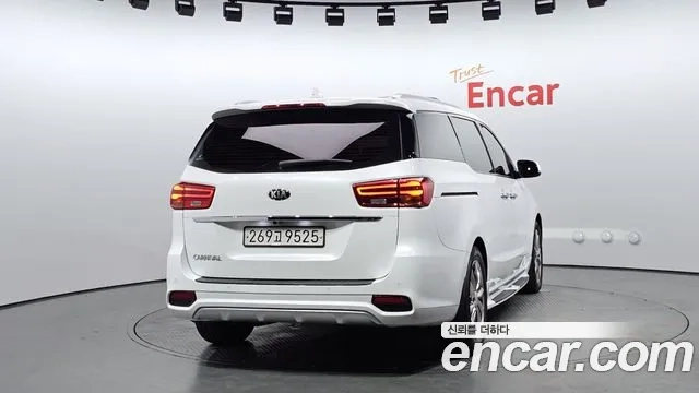 Kia The New Carnival id 2946044 из Кореи 14