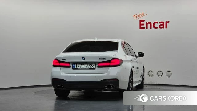 BMW 5 Series (G30) id 4642077 из Кореи 30