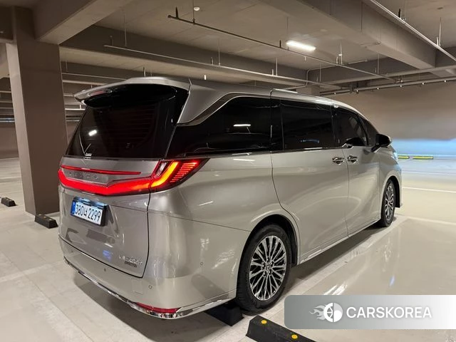 Lexus LM Second Generation 2025 Серебристо-серый из Кореи, фото 5