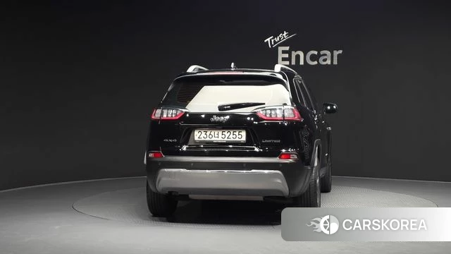 Jeep Cherokee (KL) id 3916150 из Кореи 14