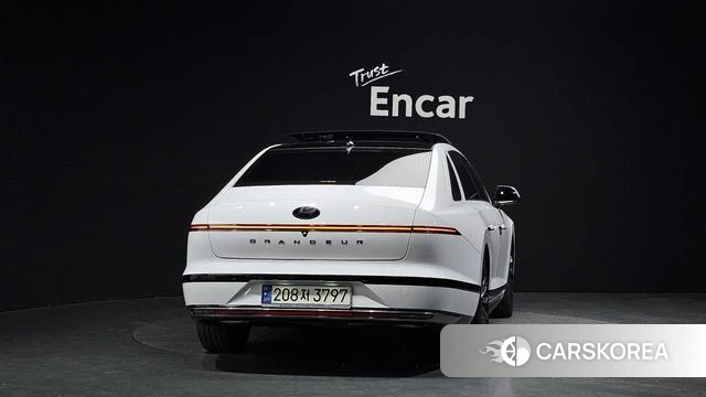 Hyundai Grandeur Hybrid (GN7) id 4230334 из Кореи 27