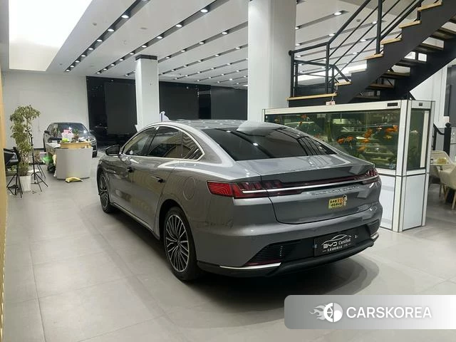 BYD Han EV 2022 Серебристо-серый из Китая, фото 4