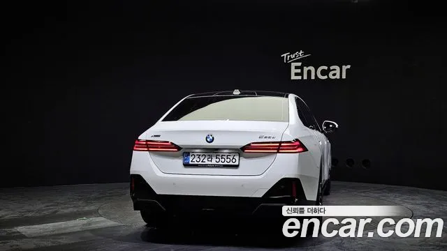 BMW 5 Series (G60) id 2734021 из Кореи 14