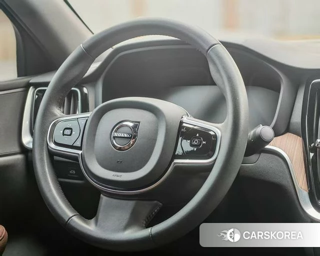 Volvo S60 id 4209765 из Китая 9