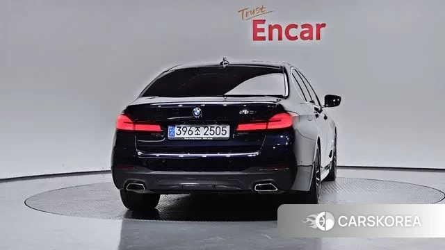 BMW 5 Series (G30) id 3629971 из Кореи 14