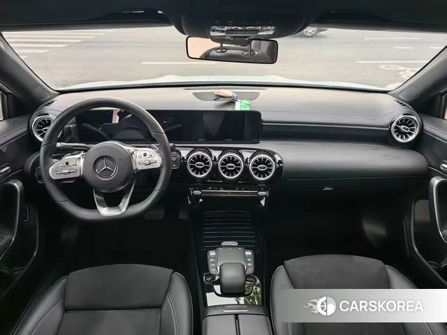 Mercedes-Benz Class A 2021 Белый из Китая, фото 4