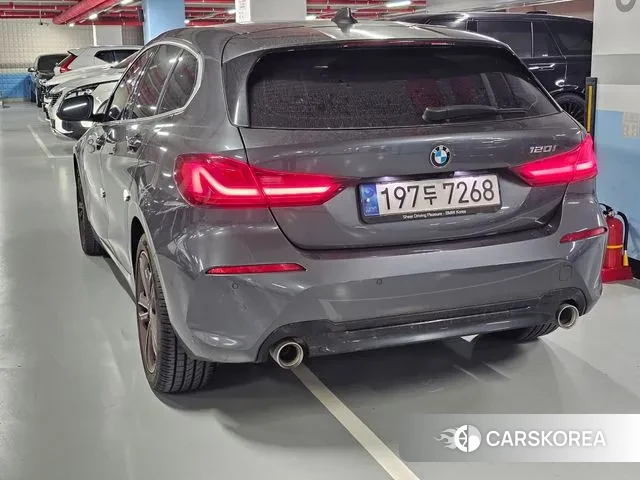 BMW 1 Series (F40) id 3355031 из Кореи 14