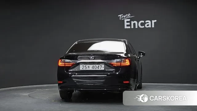 Lexus New ES300h id 3375293 из Кореи 14