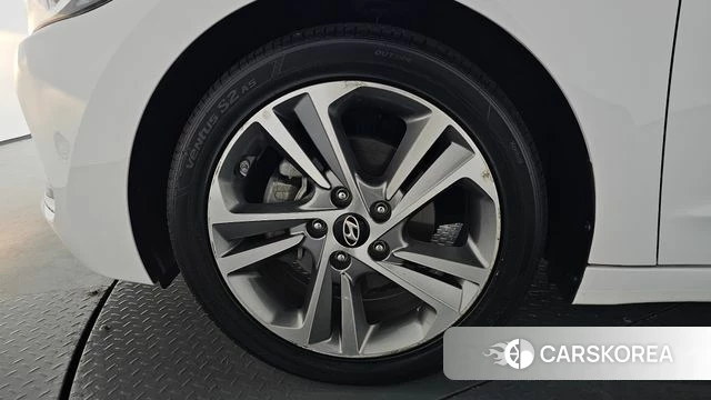 Hyundai Avante AD id 4325841 из Кореи 28