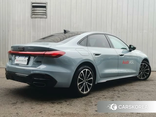 Audi A5L id 4271785 из Китая 9