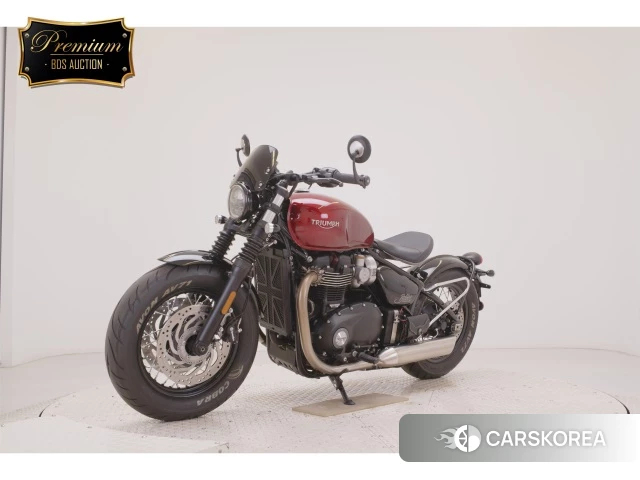 Triumph BONNEVILLE BOBBER 2022 из Японии, фото 4